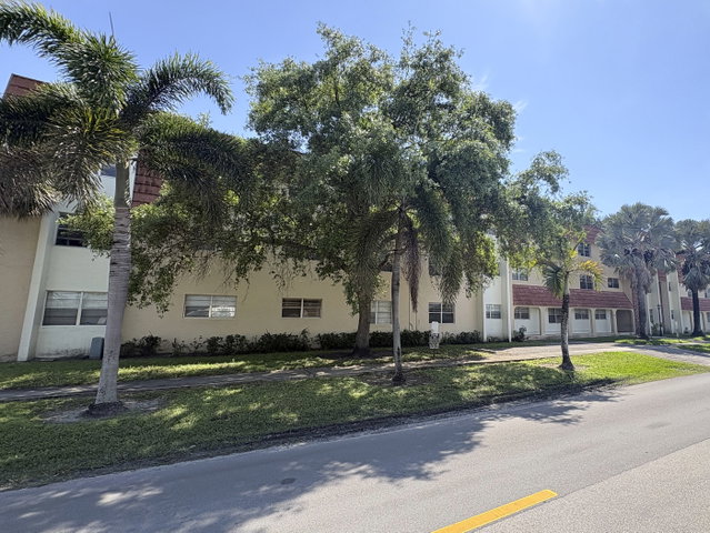 Moffett Place Condo photo 2
